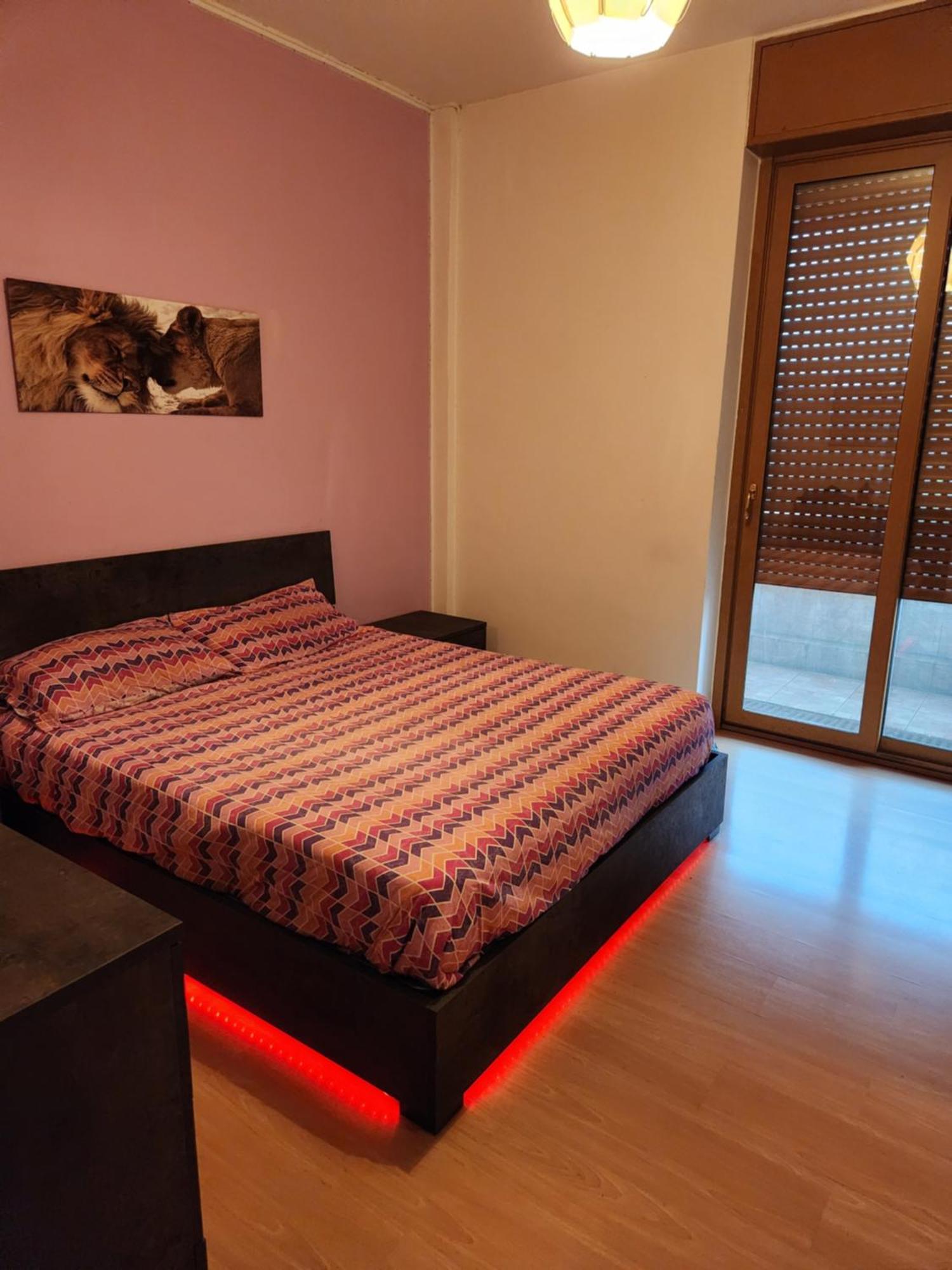 Habitación en casa particular Stanza Privata In Condiviso Vicino A Centro Milán